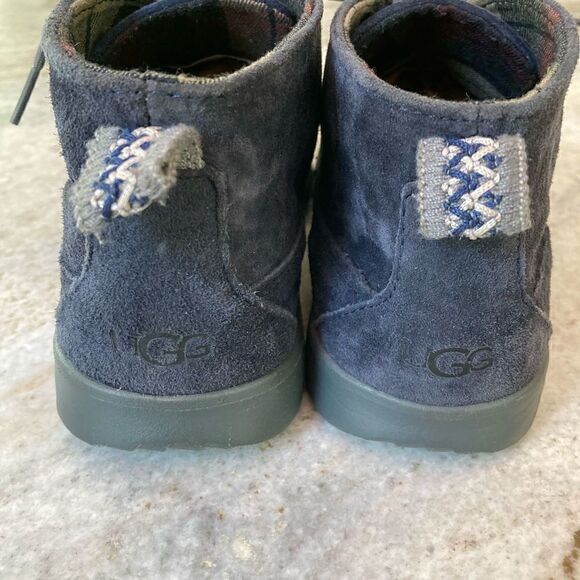 UGG Treadlite Canoe Blue Suede Neumel Chukka Sneaker Shoe, Size 5 - Picture 3 of 14